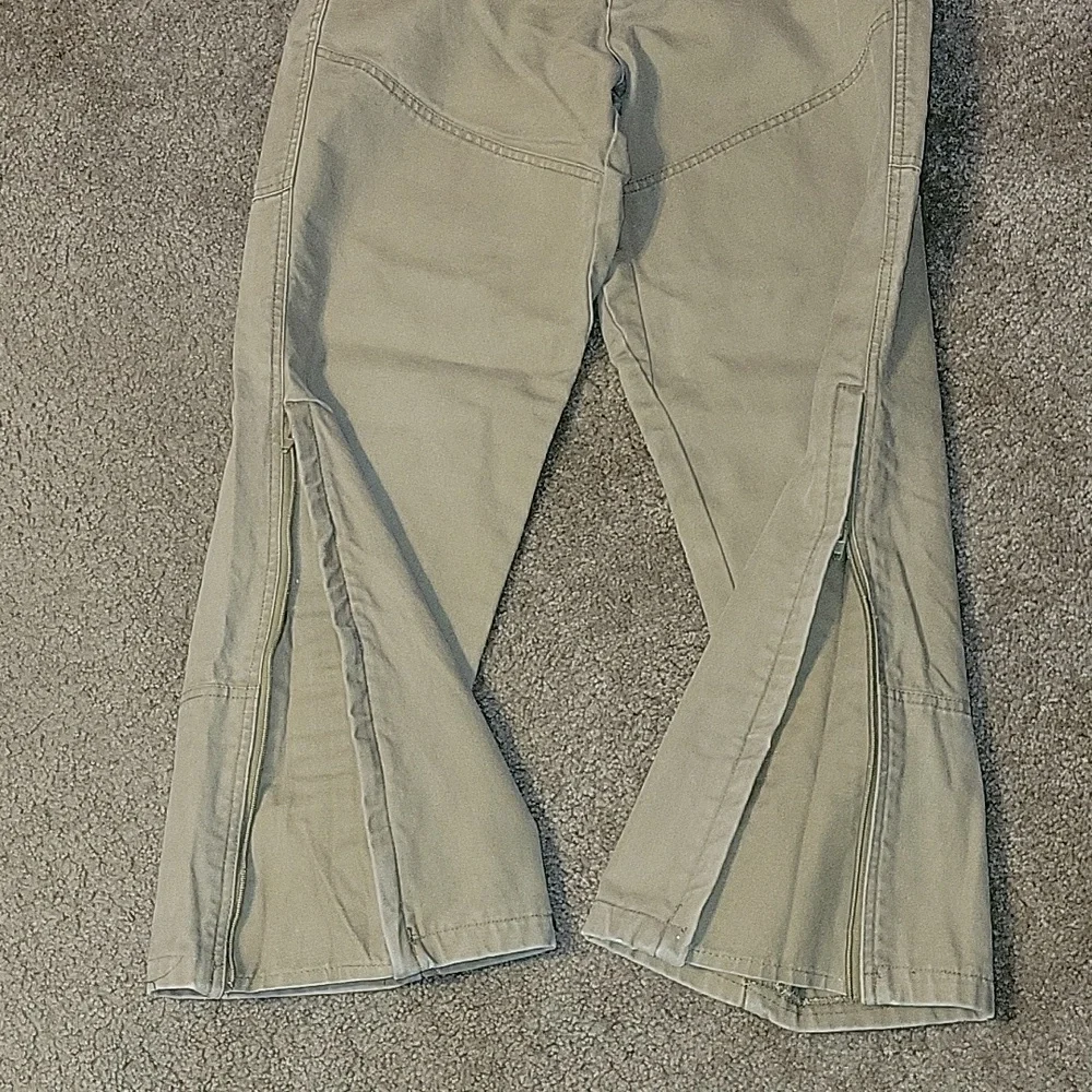 COLOMBIA OUTDOOR JEANS ZIPPER BOTTOMS ADJUSTABLE WAIST DOUBLE KNEE STYLE 34